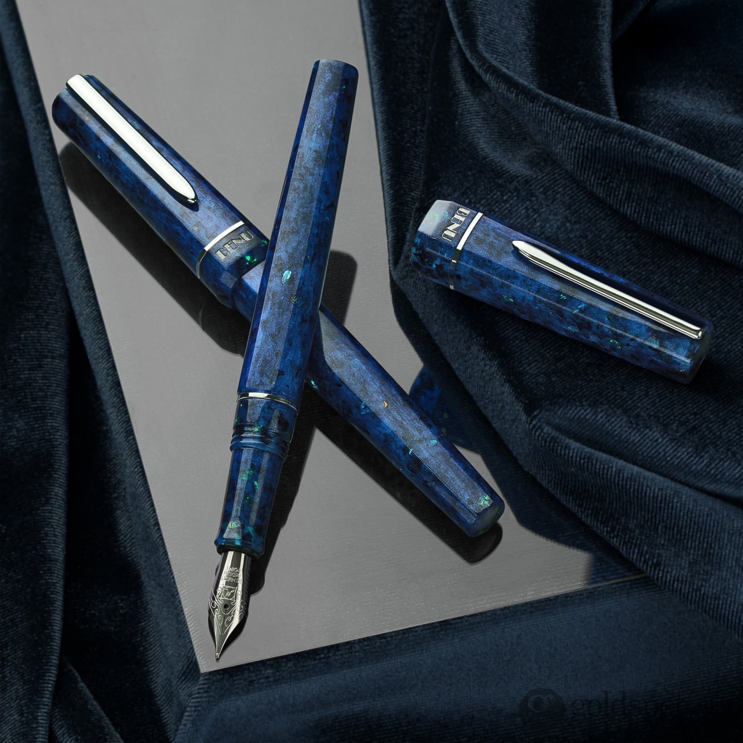Benu Haute Fountain Pen in Grace - Image 12