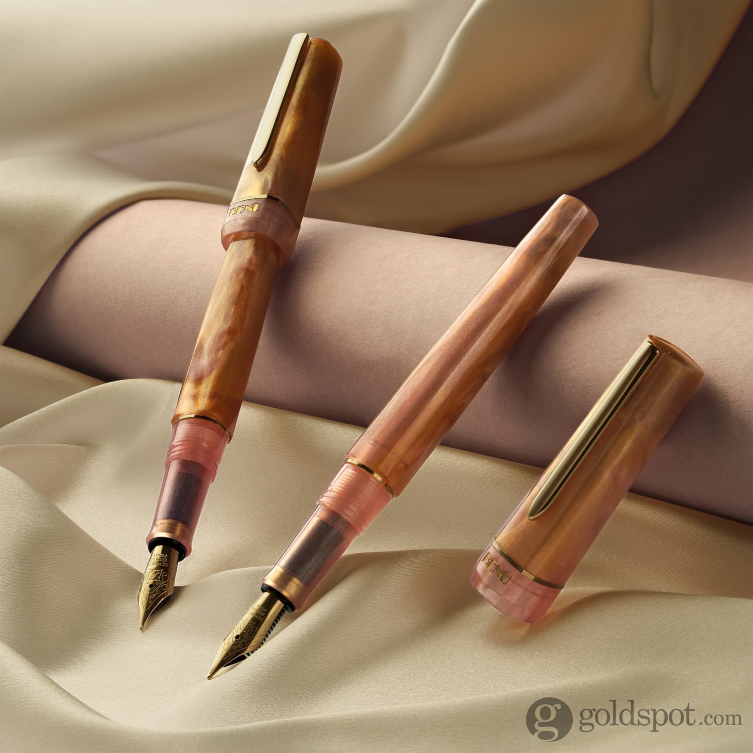 Benu Haute Fountain Pen in Lustre - Image 12