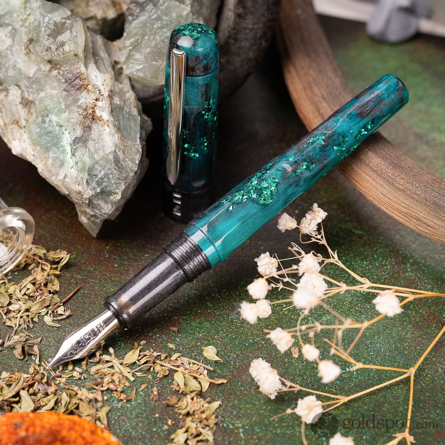 Benu Talisman Fountain Pen in Cat's Eye - Image 11