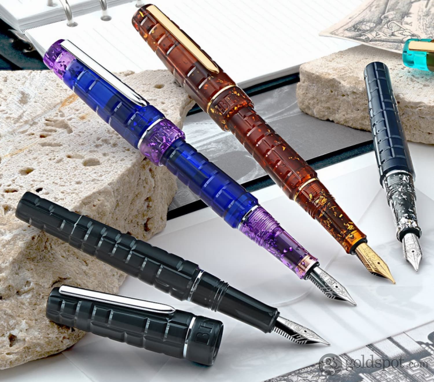 Benu Tessera Fountain Pen in Onyx - Image 12