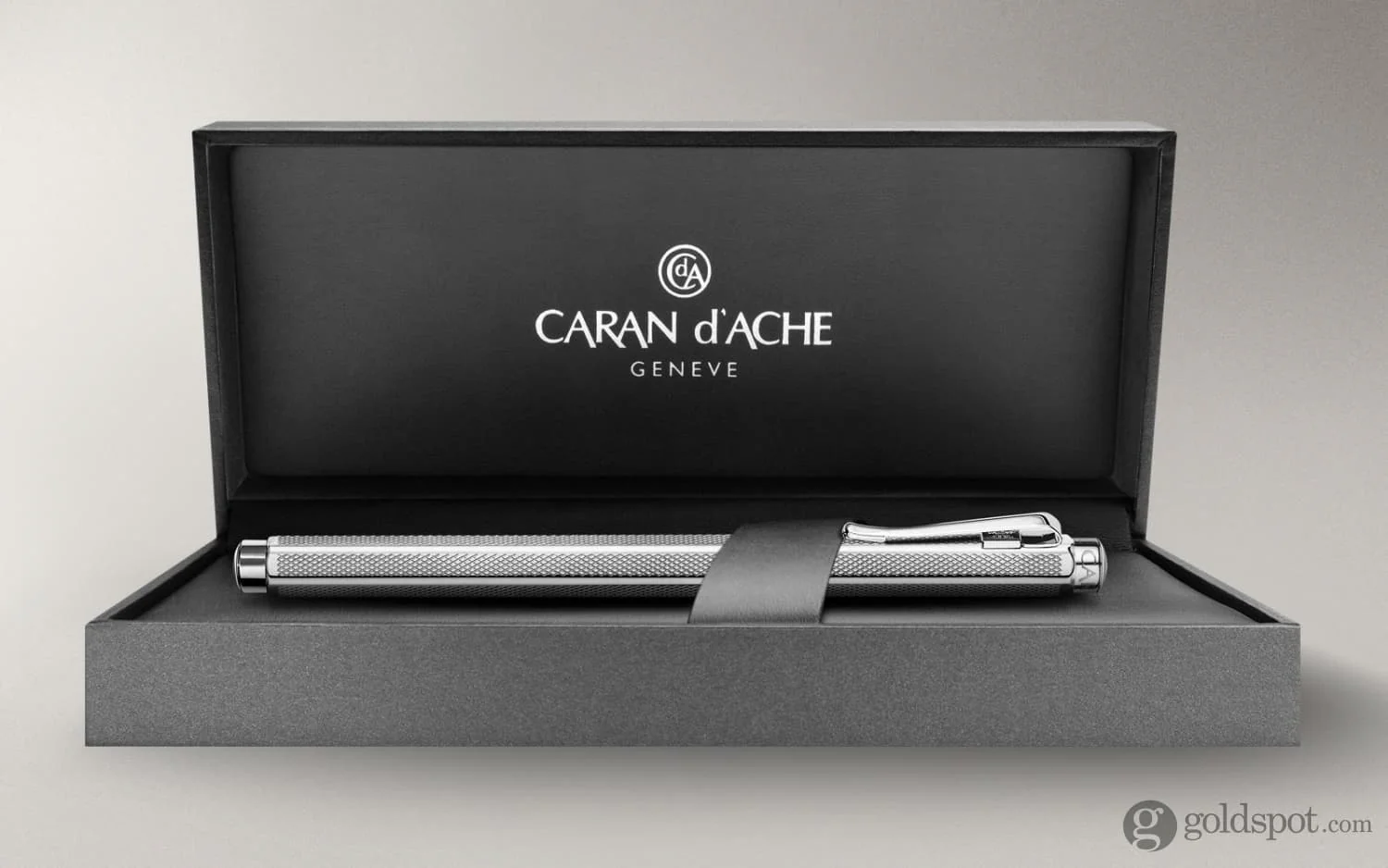 Caran d'Ache Ecridor Fountain Pen Retro Silver Plated - Fine Point - Image 9