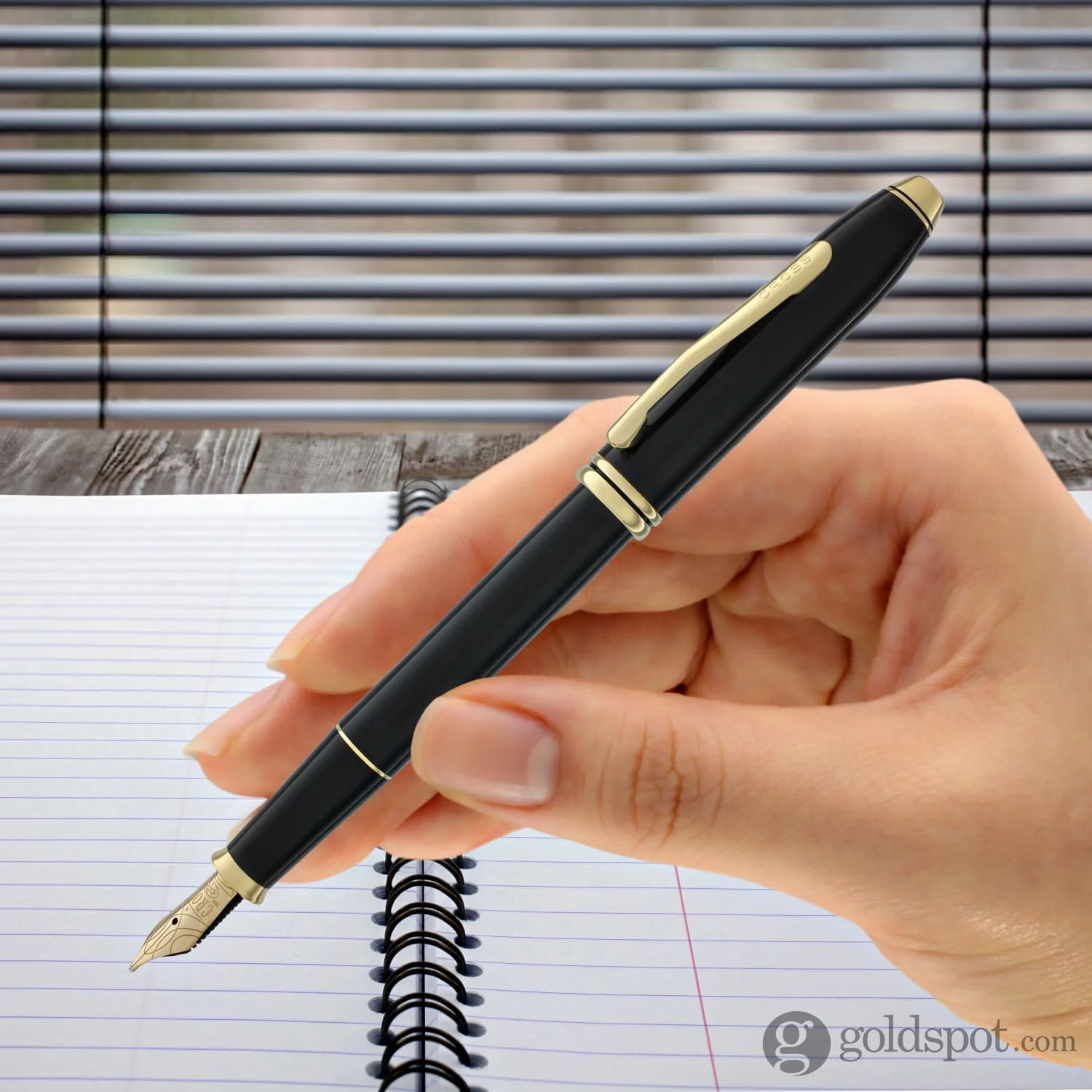 Cross Townsend Fountain Pen in Black Lacquer - 18kt Gold - Image 8