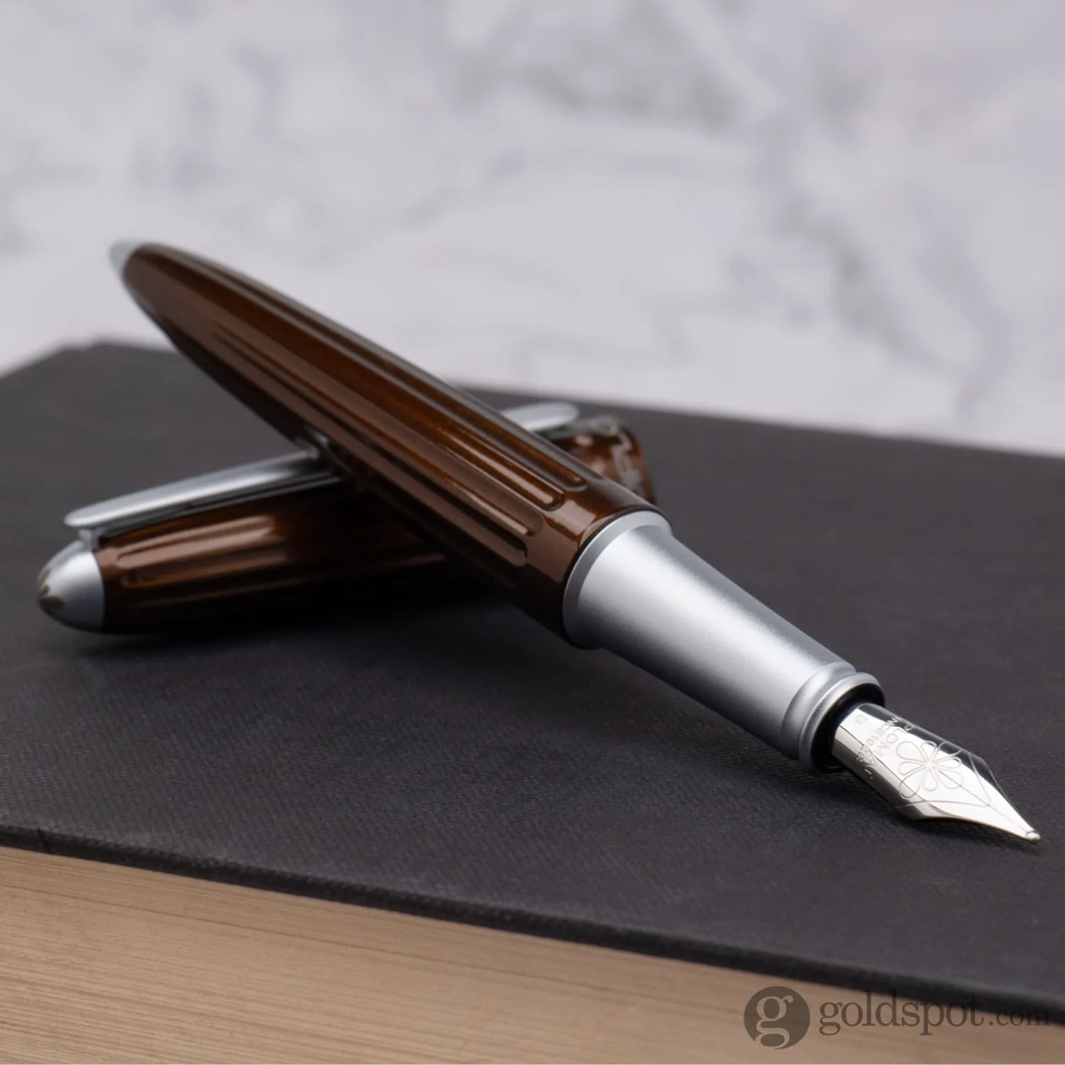 Diplomat Aero Fountain Pen in Marrakesh Brown - Image 10