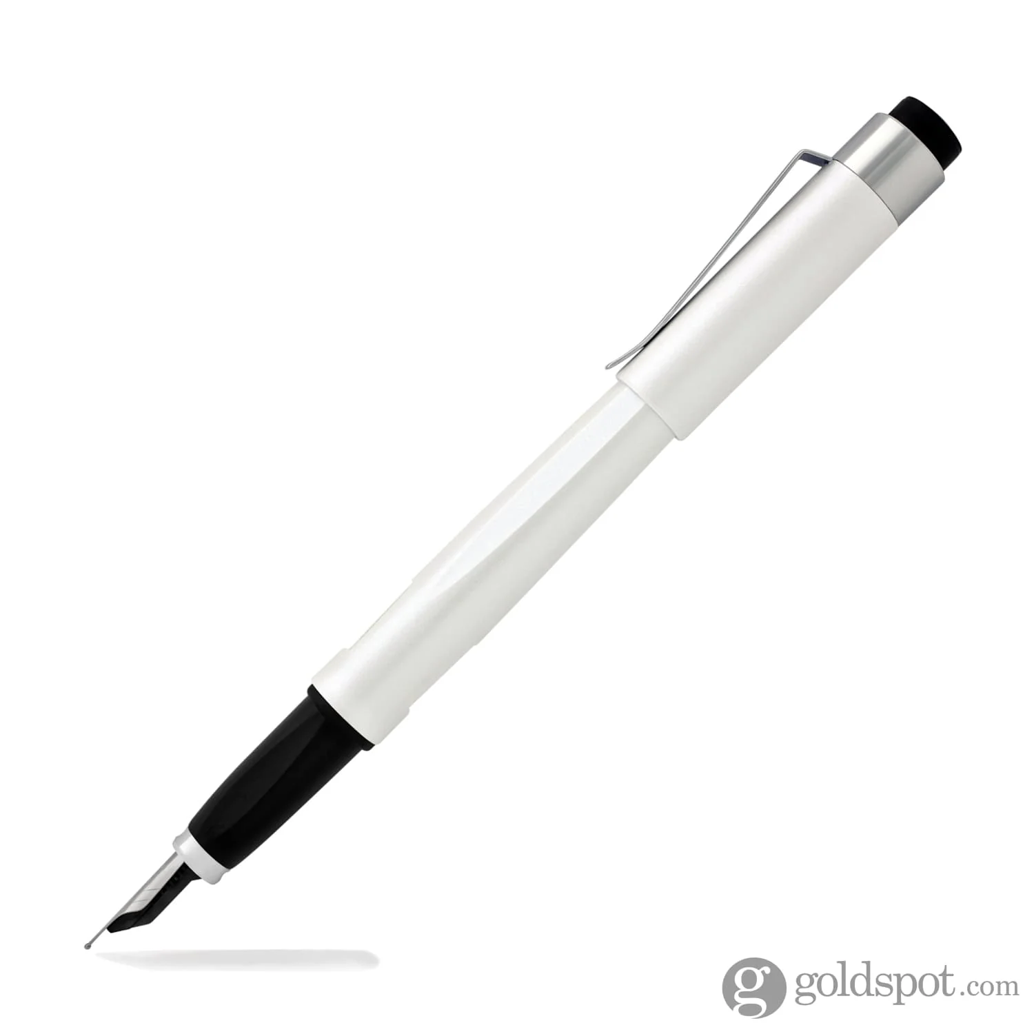 Diplomat Magnum Fountain Pen in Pearl White - Image 3