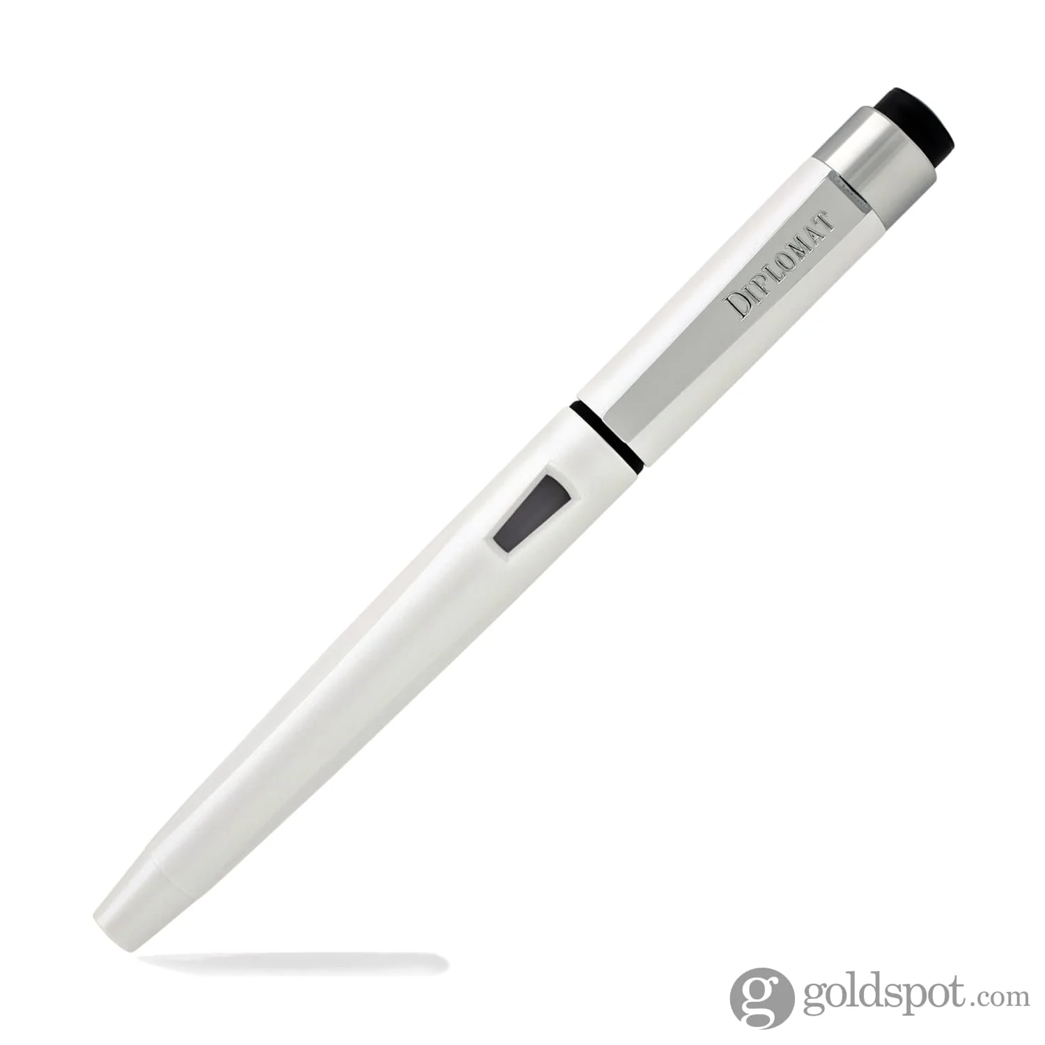 Diplomat Magnum Fountain Pen in Pearl White - Image 4