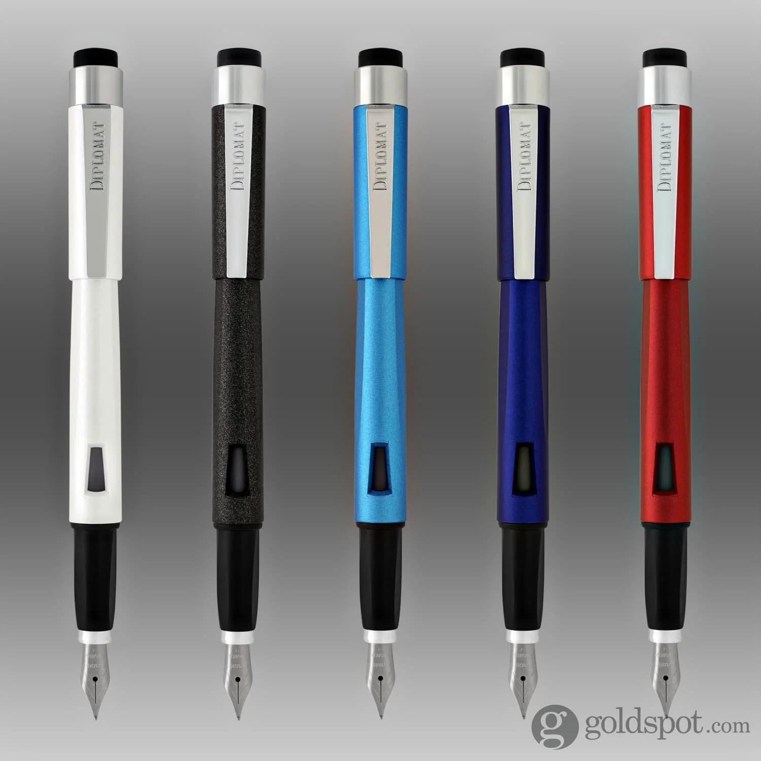 Diplomat Magnum Fountain Pen in Pearl White - Image 9