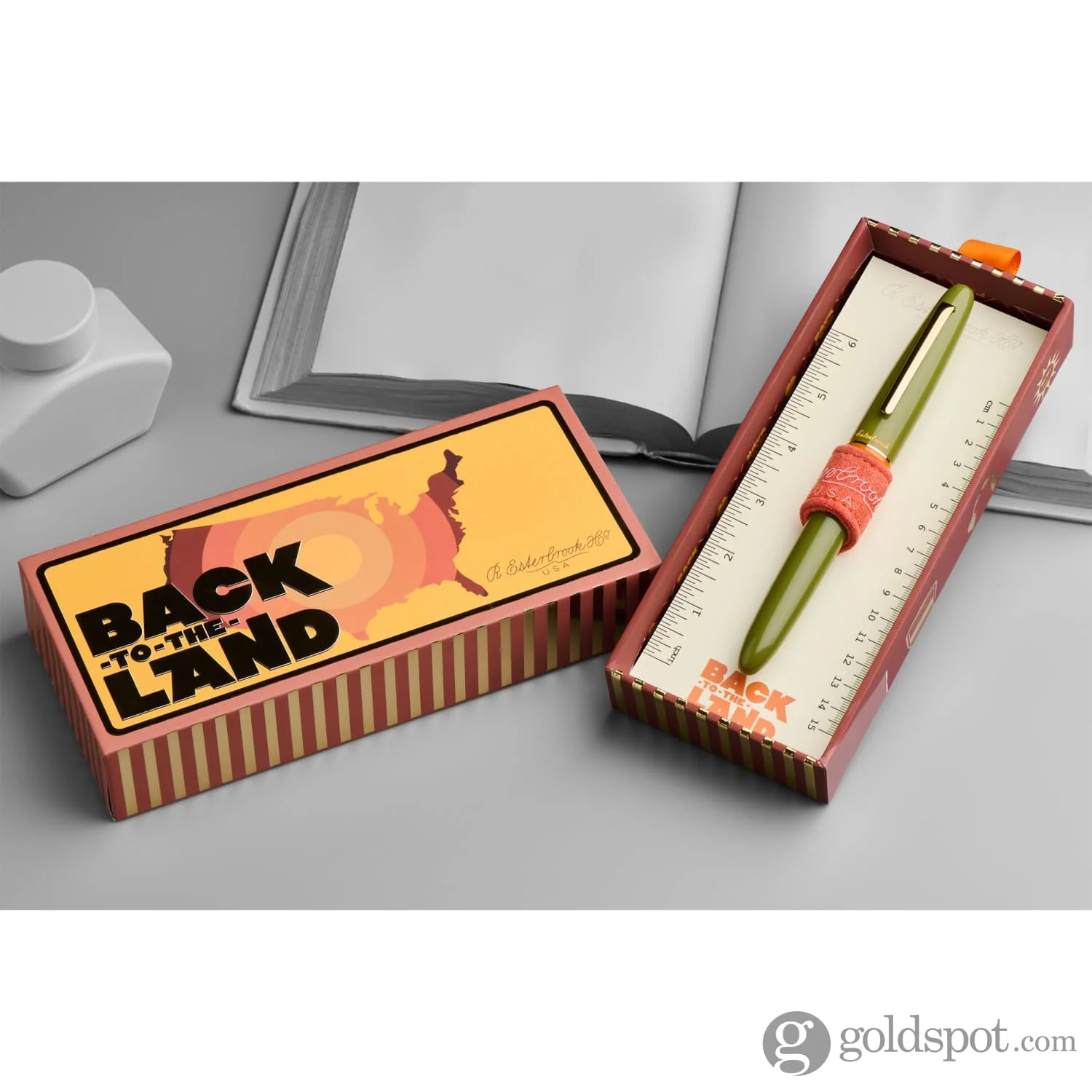Esterbrook Estie Back to the Lands Regular Fountain Pen in Quirky Leaf with Gold Trim - Image 9
