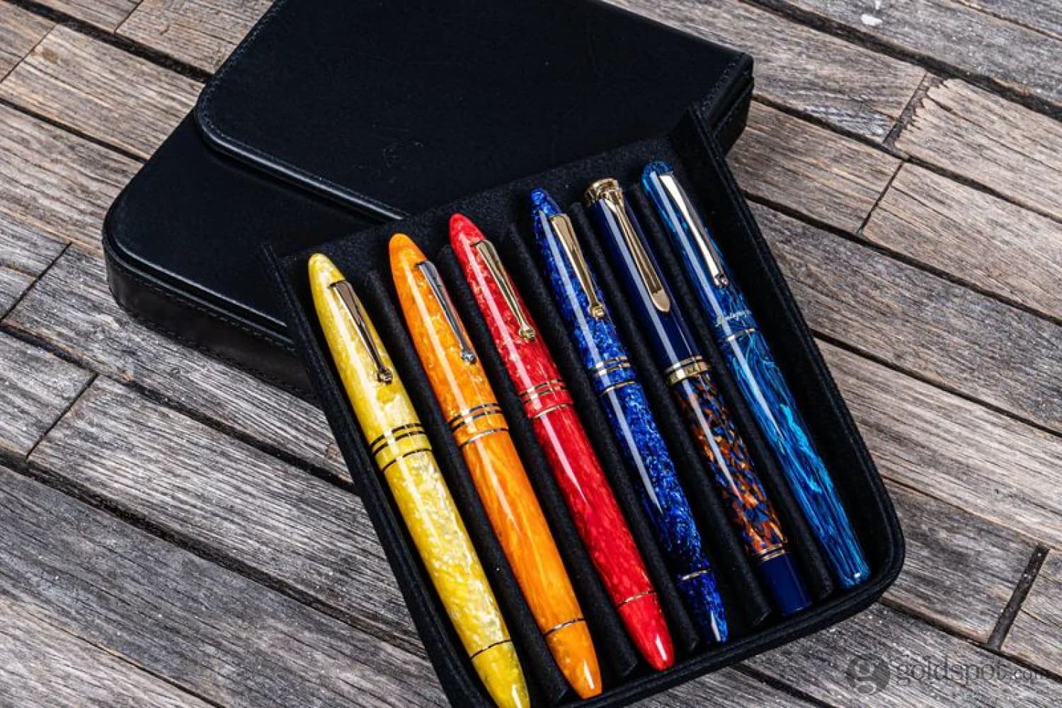 Galen Leather Magnum Opus 6 Slots Hard Pen Case in Black - Image 2