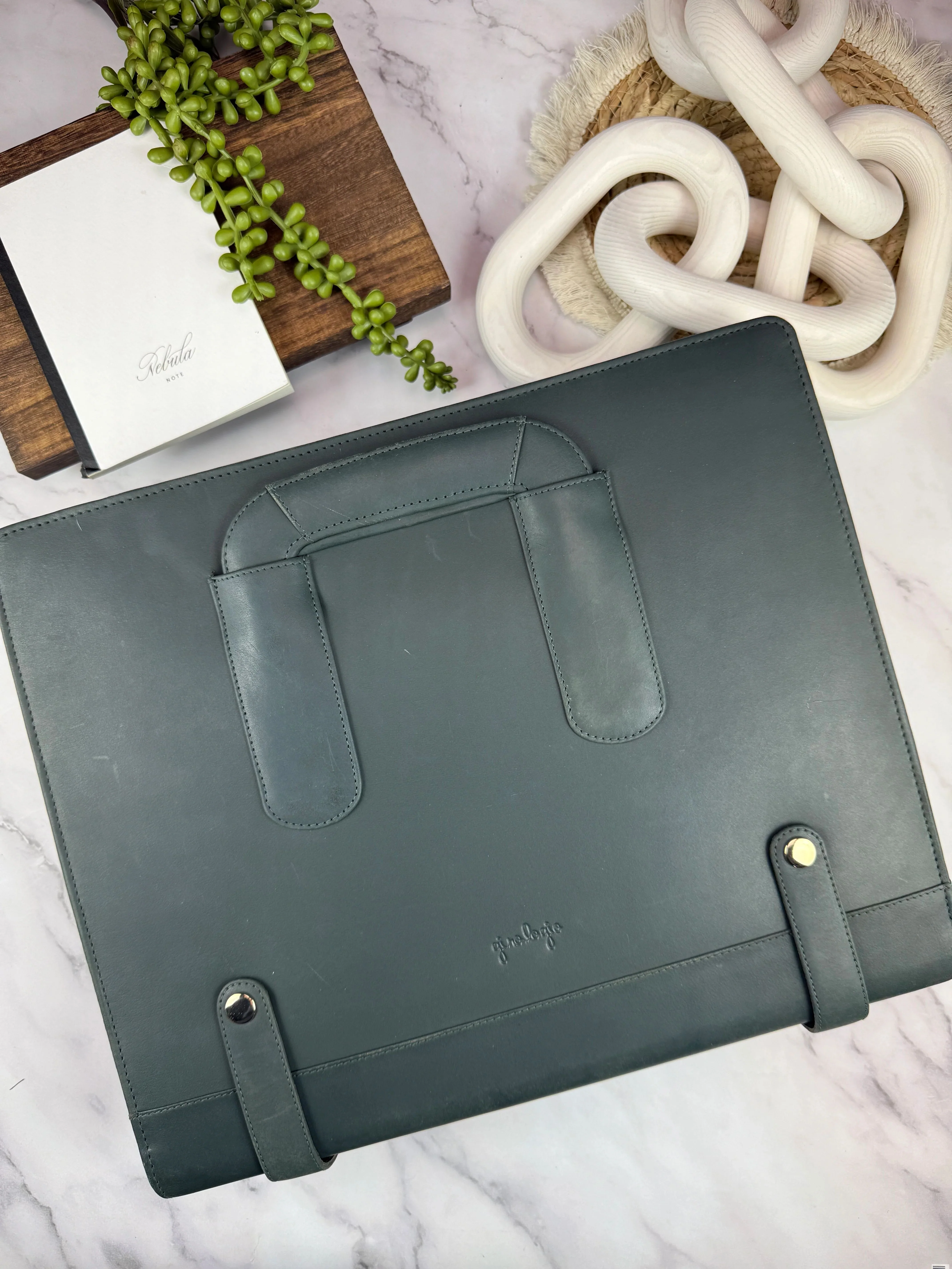 Girologio 96 Zippered Pen Case in Pacific Green - Image 2