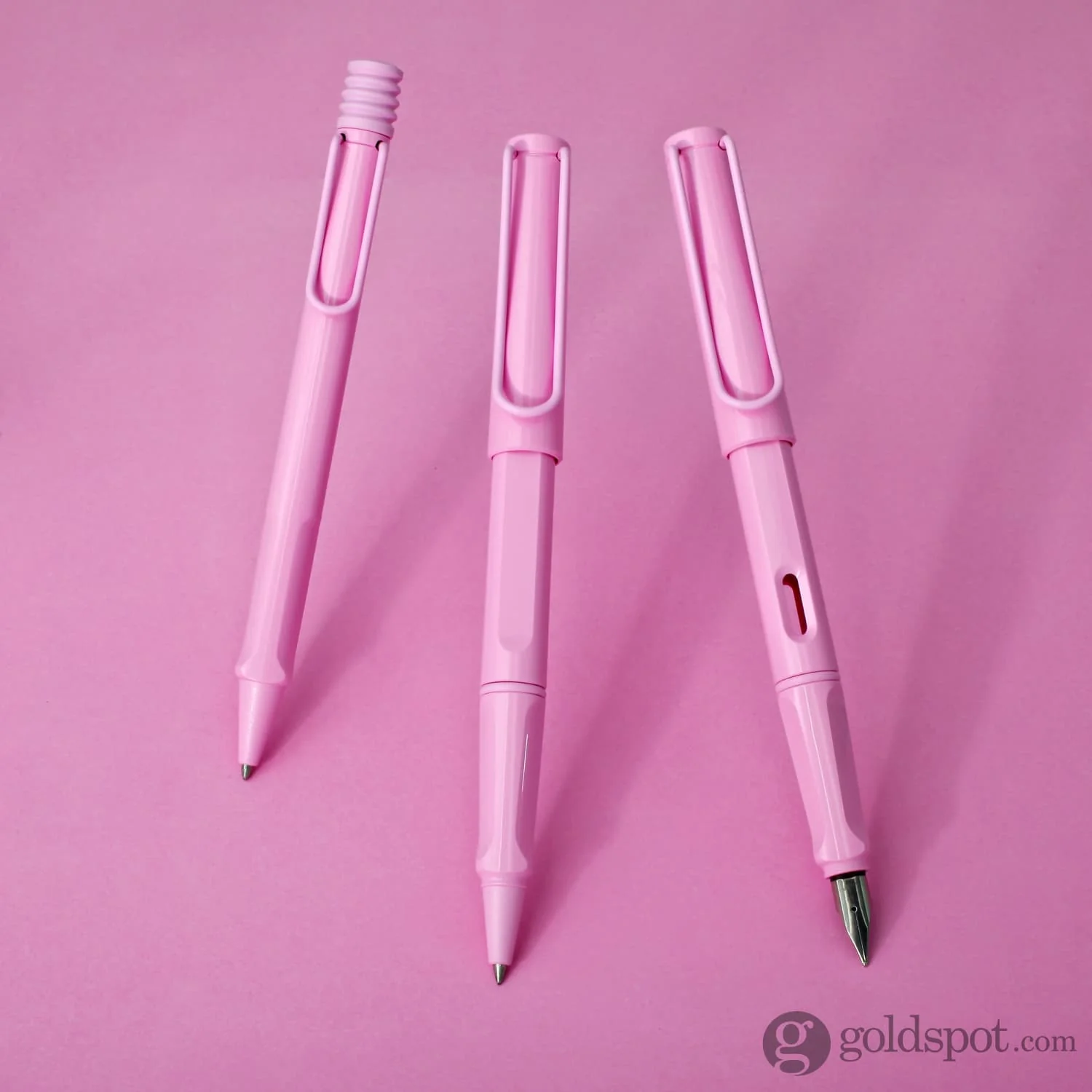 Lamy Safari Fountain Pen in Light Rose 2023 Special Edition - Image 12
