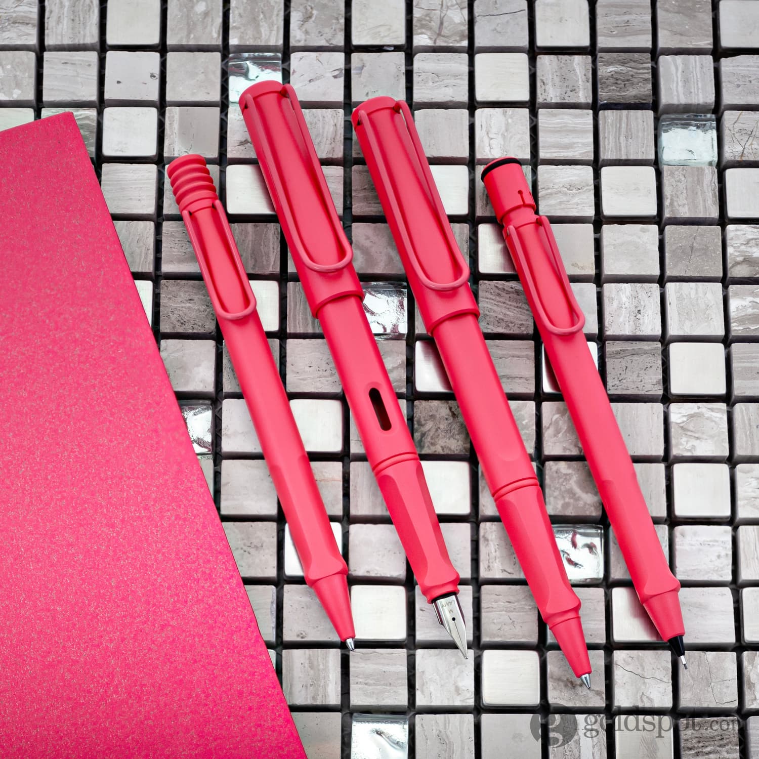 Lamy Safari Fountain Pen in Sunset Coral - Image 2