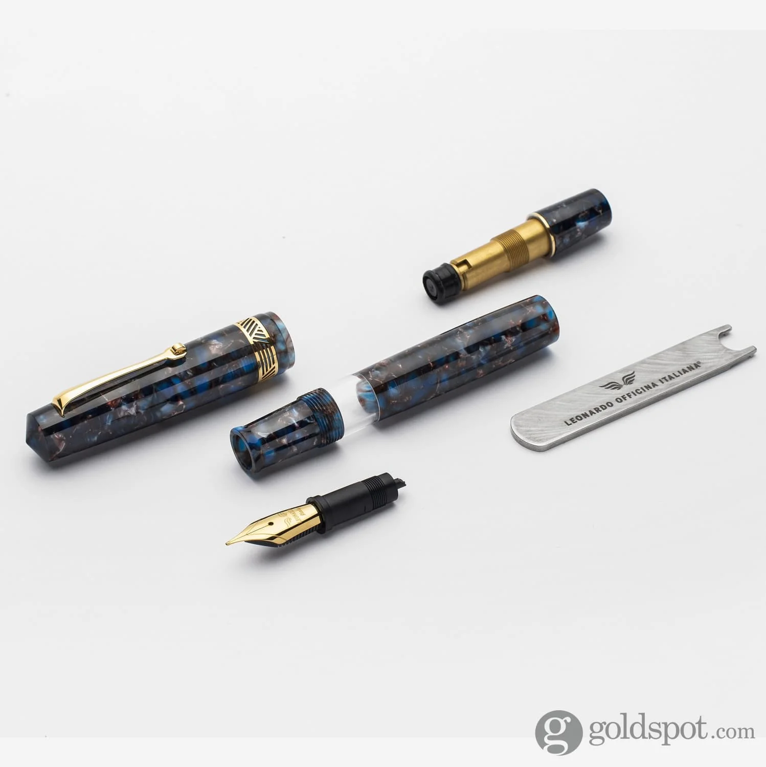 Leonardo Momento Magico Fountain Pen in Matte Black - Image 5