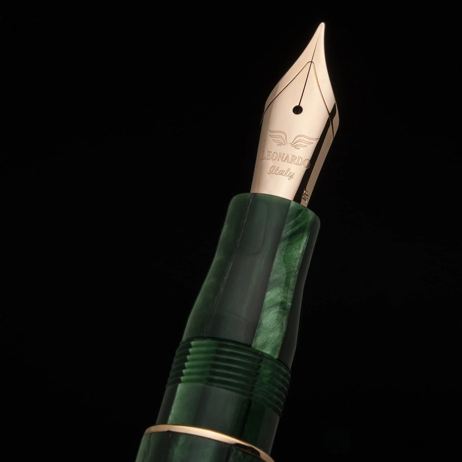 Leonardo Momento Zero Fountain Pen in Alga Seaweed Green - Image 6