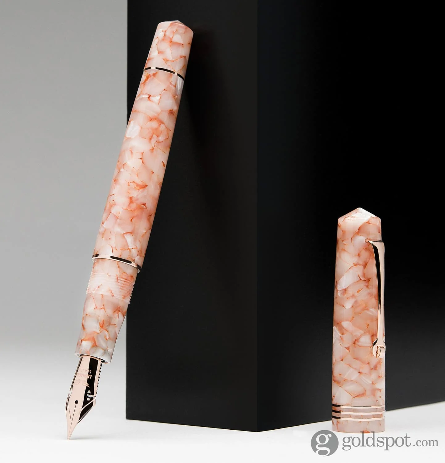 Leonardo Momento Zero Fountain Pen in Angel Skin - Image 4