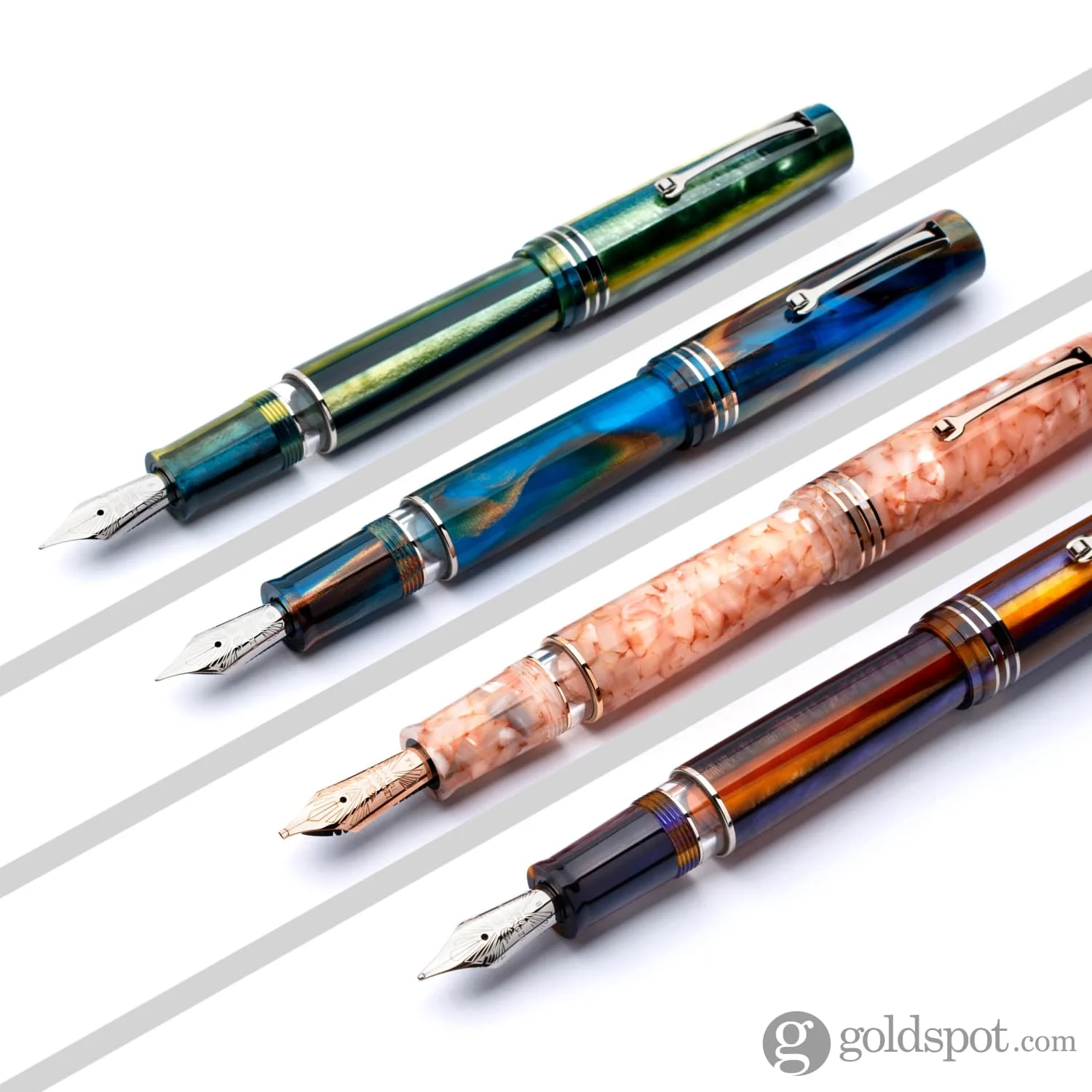 Leonardo Momento Zero Grande 2.0 Fountain Pen in Angel Skin - 14kt Gold - Image 6