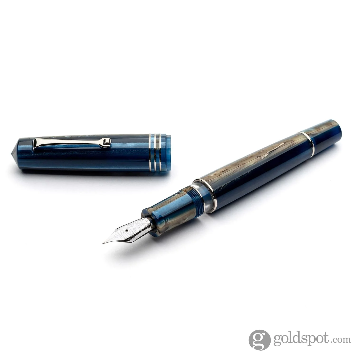 Leonardo Momento Zero Grande 2.0 Fountain Pen in Dark Hawaii - Image 8