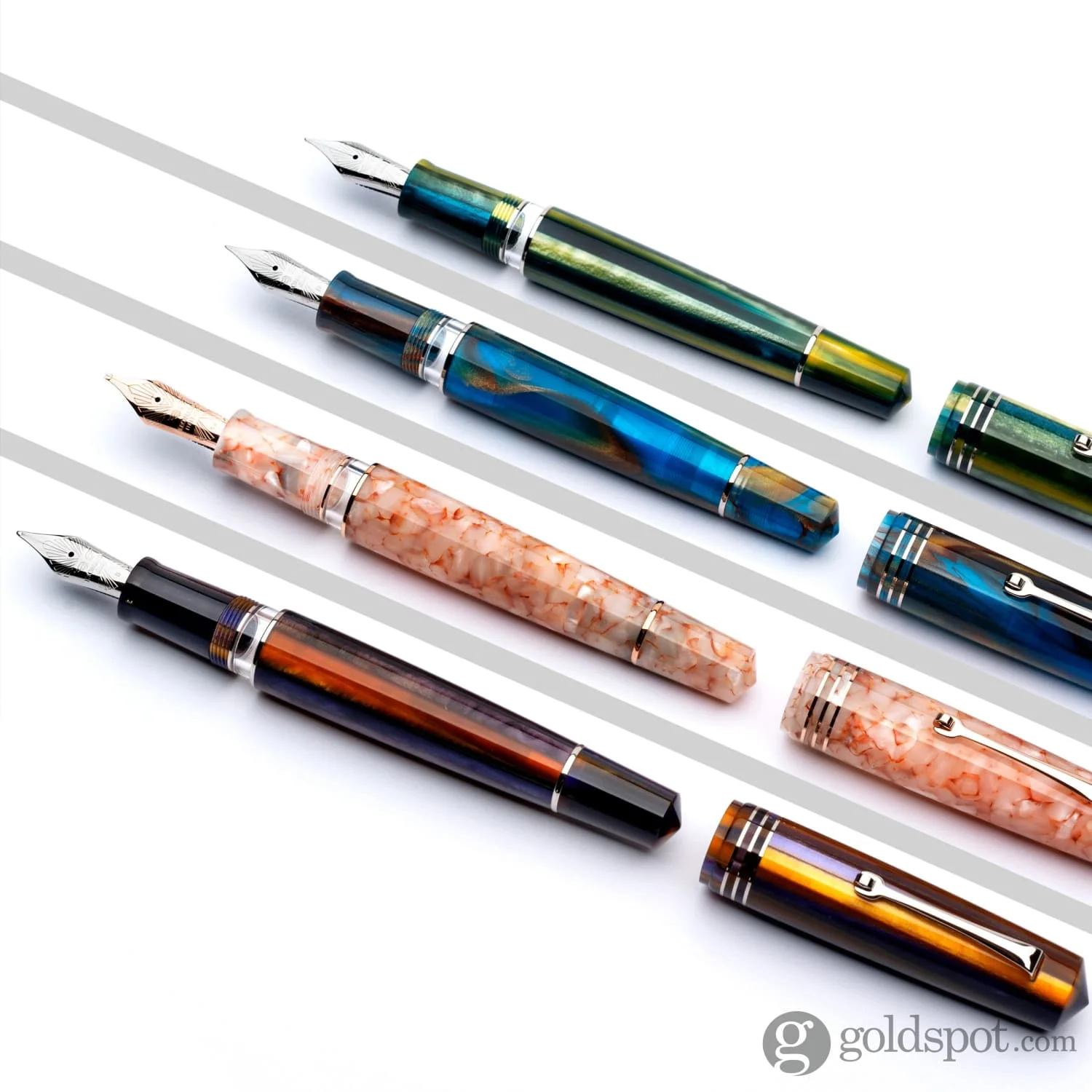 Leonardo Momento Zero Grande 2.0 Fountain Pen in Sea Anemone - Image 7