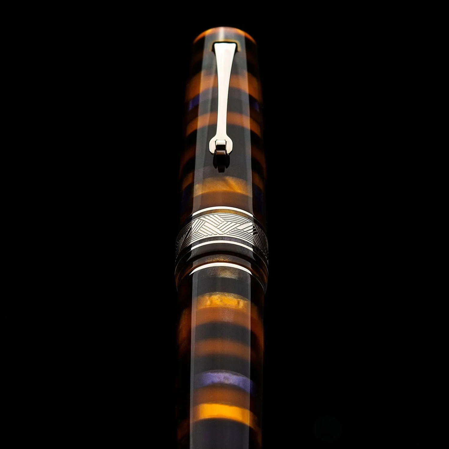 Leonardo Mosaico Fountain Pen in Anemone - Image 10