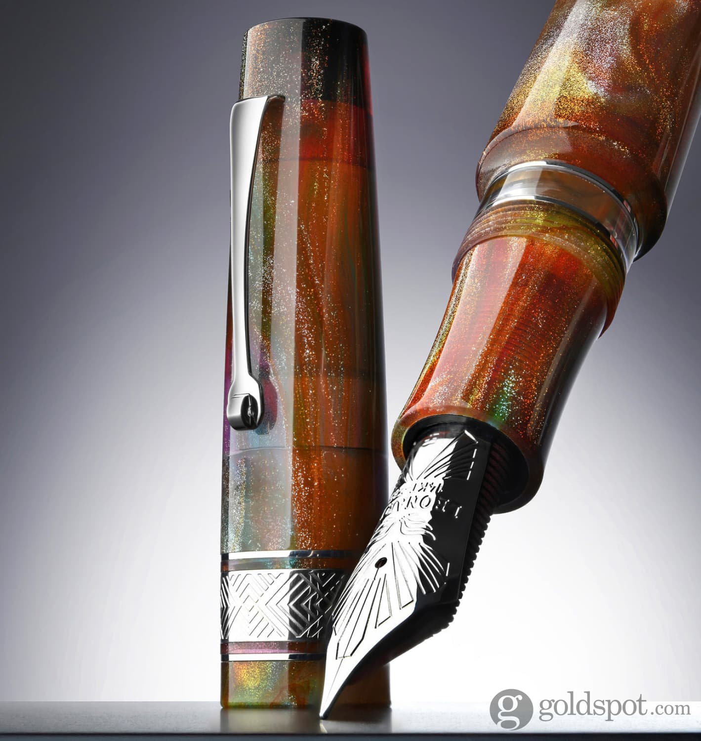 Leonardo Supernova Fountain Pen in Brooks PM5 No. 8 Size 14kt Gold - Image 10