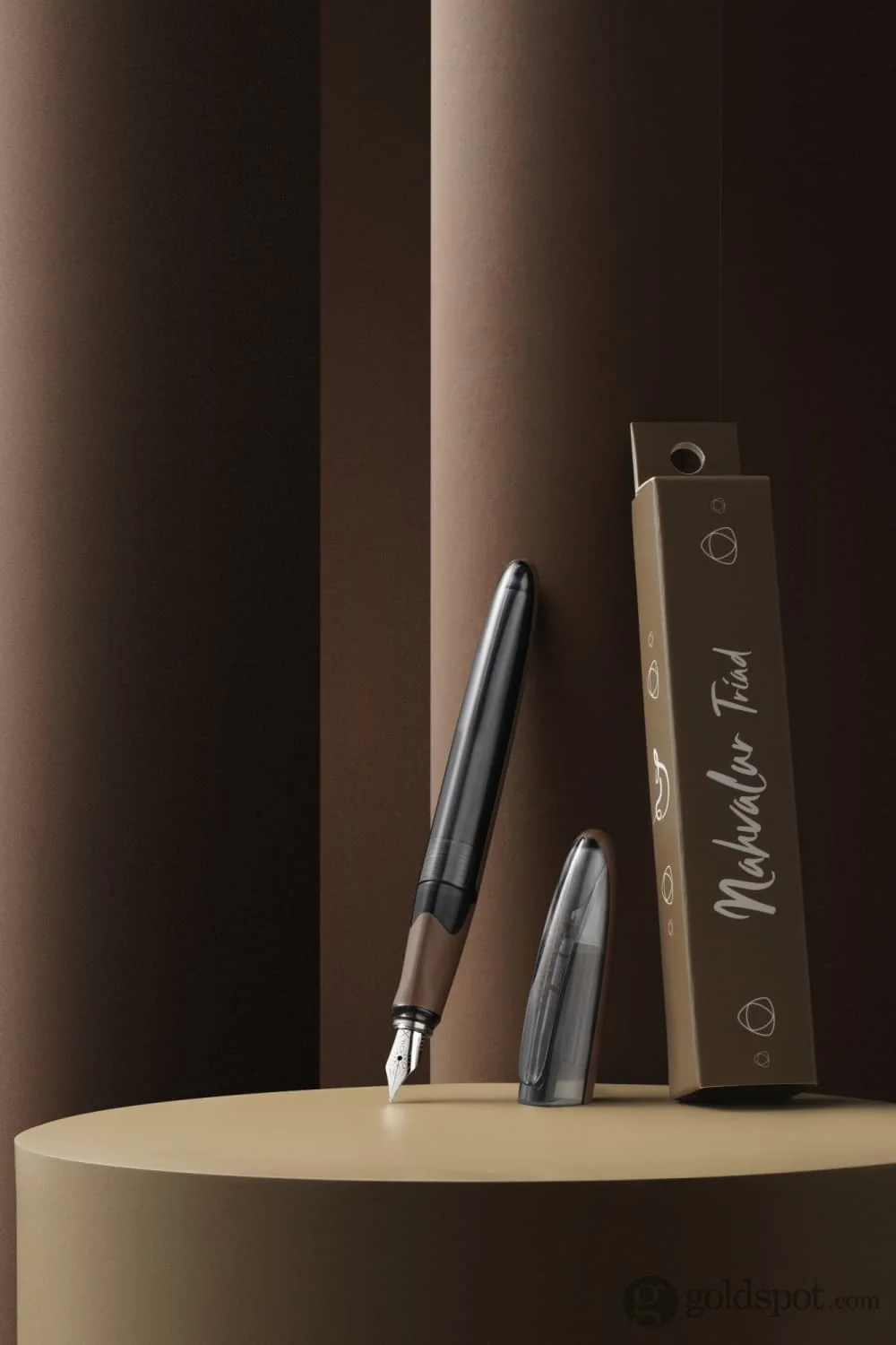 Nahvalur Triad Fountain Pen in Chocolate - Image 10
