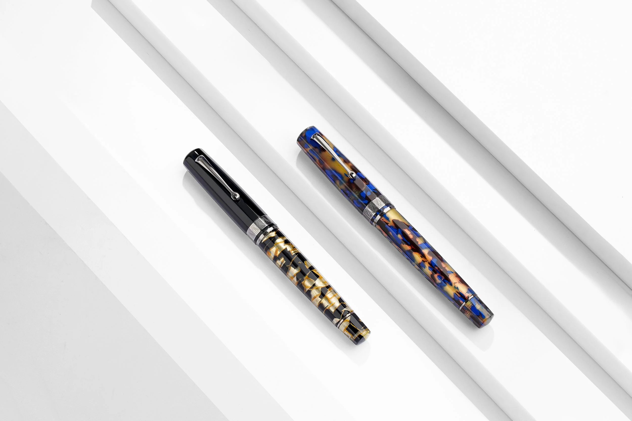 Omas Paragon Fountain Pen in Blue Lucens with Black Trim - Image 11