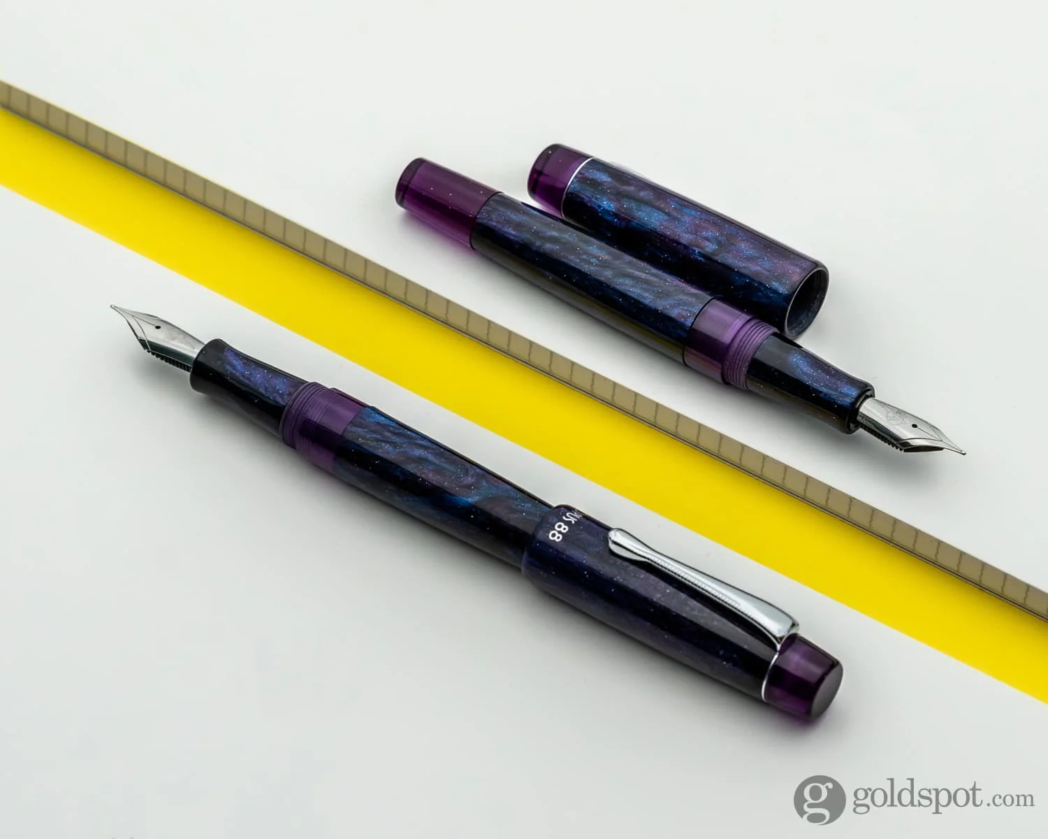 Opus 88 x Pendemic Minty Fountain Pen in Diamondcast - Image 9