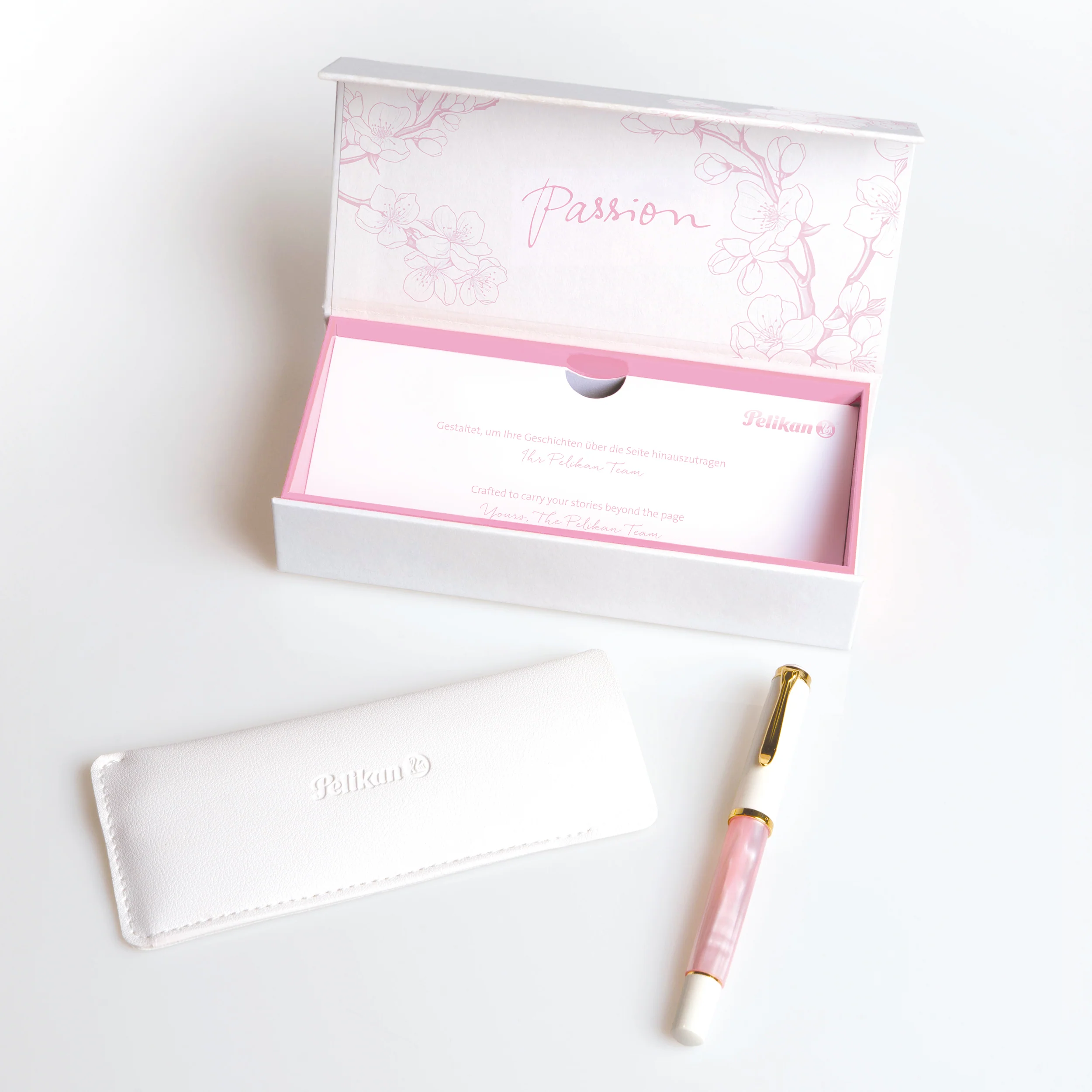 Pelikan Classic M200 Fountain Pen in Cherry Blossom - Image 10