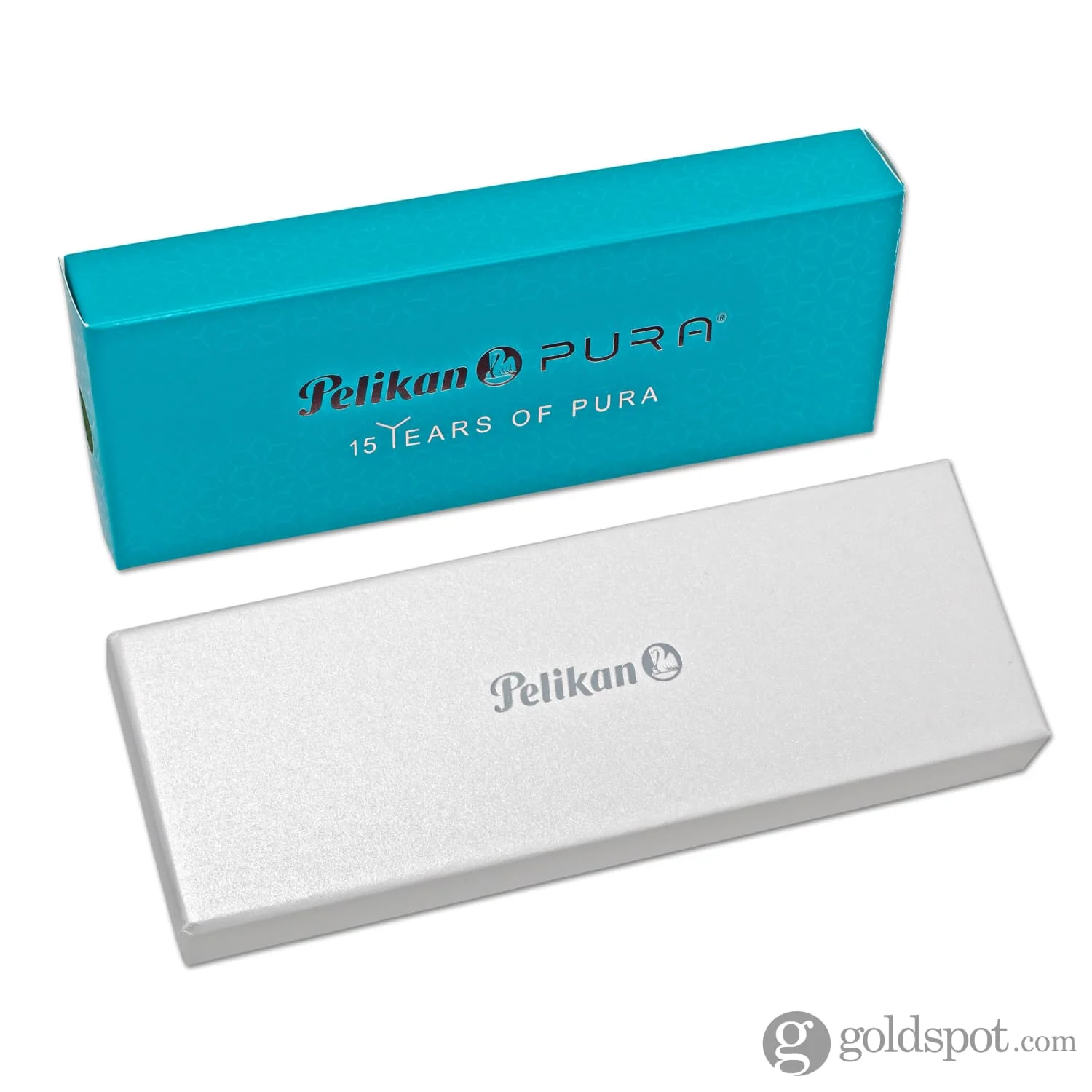 Pelikan Pura P40 Limited Edition Fountain Pen in Turquoise - Image 9