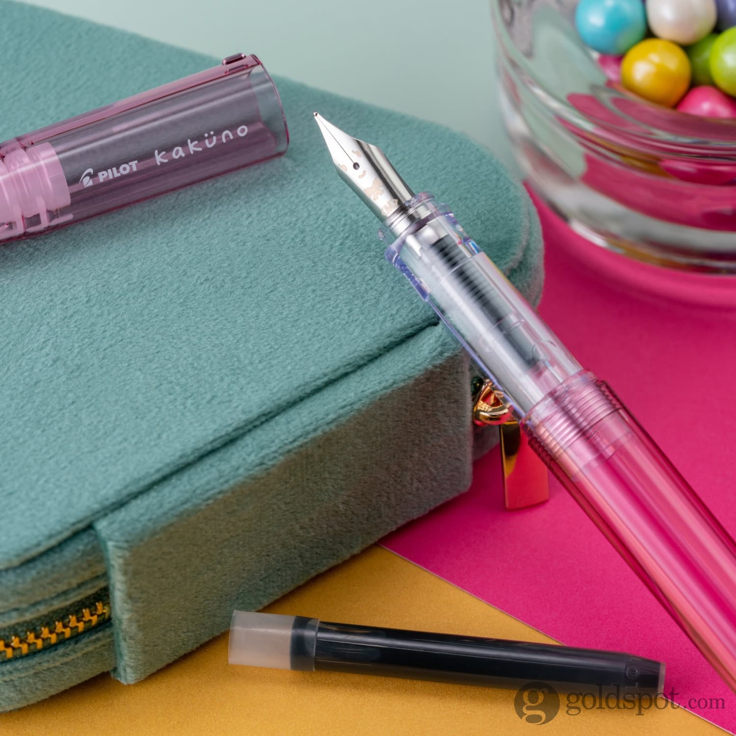 Pilot Kakuno Fountain Pen in Translucent Pink - Image 5