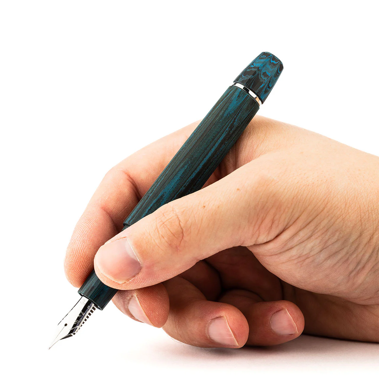 Scribo Flow Fountain Pen in Tempo with Platinum Trim - Image 9