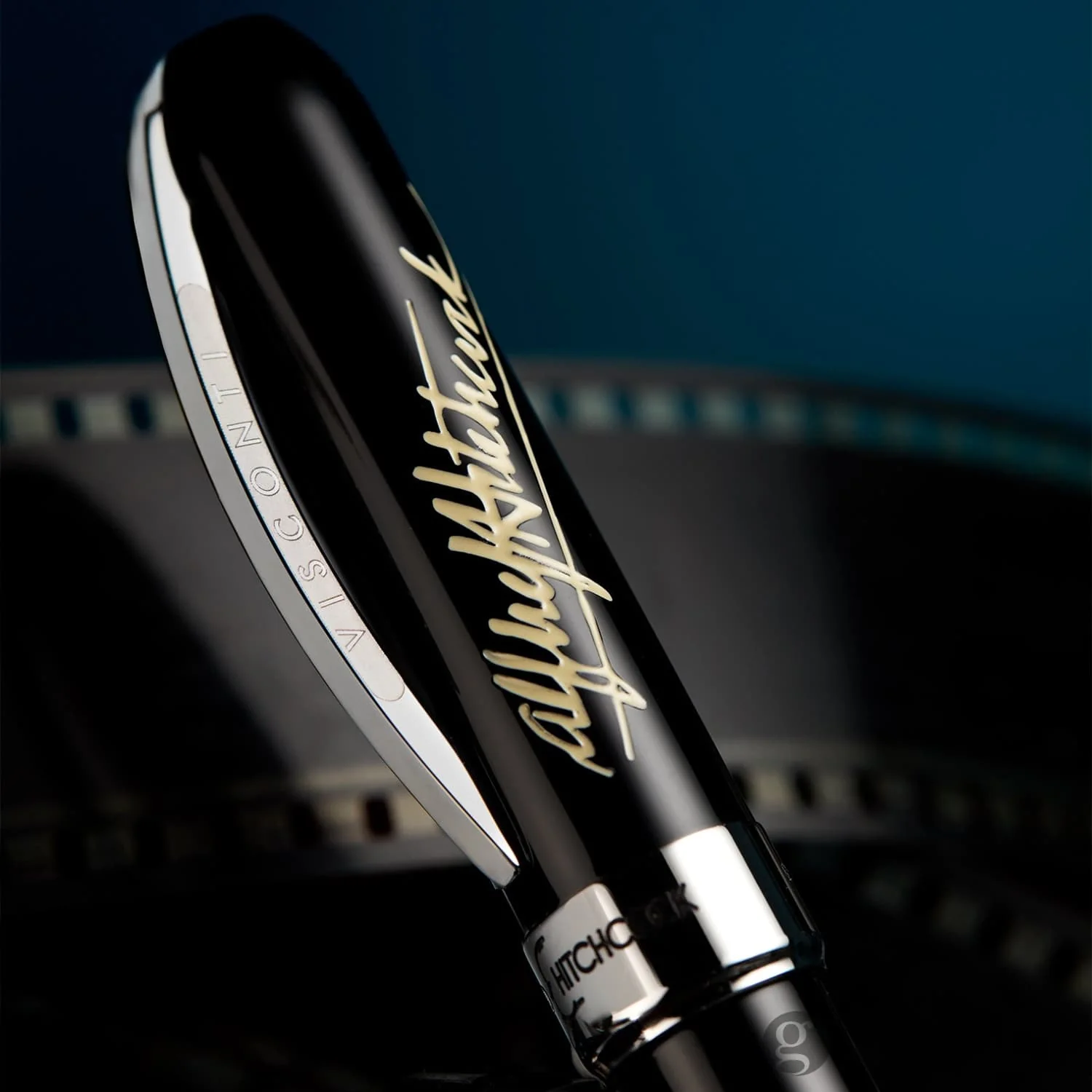 Visconti Fountain Pen in Alfred Hitchcock - Image 11