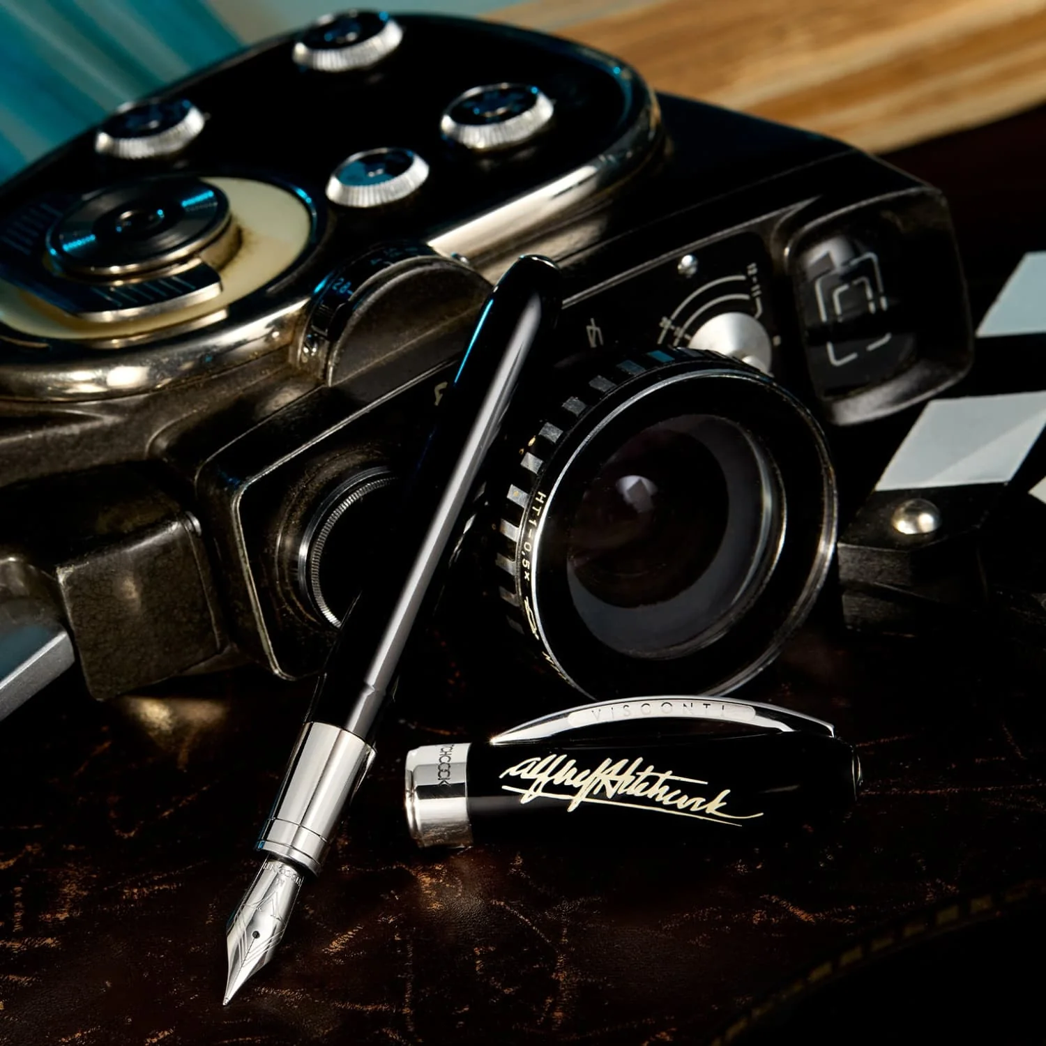 Visconti Fountain Pen in Alfred Hitchcock - Image 12